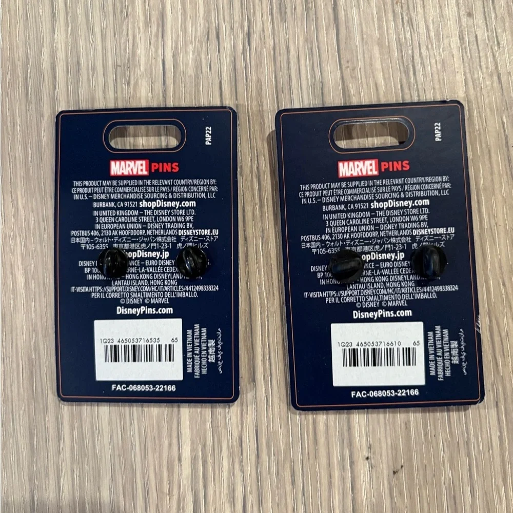 Disney Marvel Spider-Man Limited Release Pin Lot (2 Pins) - Picture 4 of 4